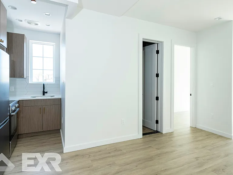 1691 Carroll St #4A — Photo 9