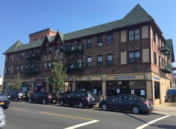 1st image of 890 W Beech St APT 2K