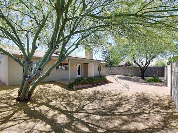 2nd image of 930 W Hermosa Dr