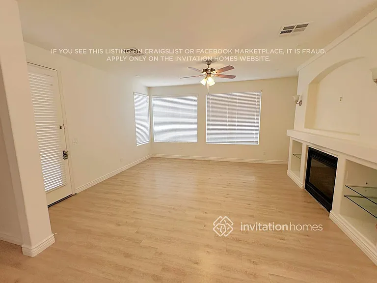 14536 W Maui Ln — Photo 4