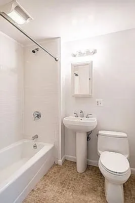 Rented by Realty Collective | media 21