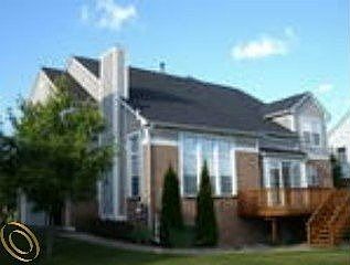 3rd image of 7255 N Village Dr