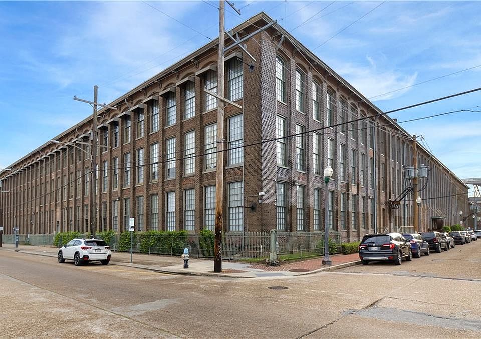 1st image of 920 Poeyfarre St #Penthouse 1