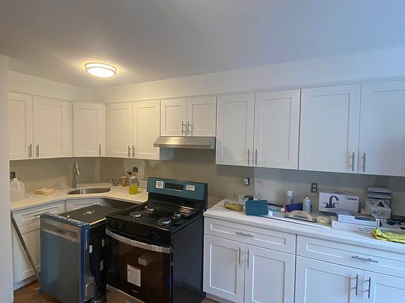 5th image of 279 Columbia St #2