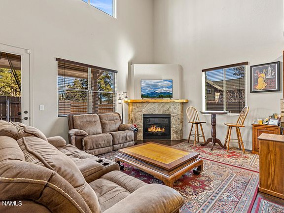 5th image of 2903 S Pepita Dr