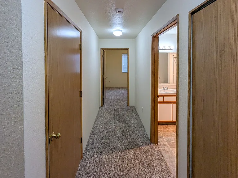 North Salem Apartment Complex With Washer/Dryer! ~ Camelot — Photo 41