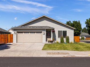 5600 Mickshelley Cir, Klamath Falls, OR 97603