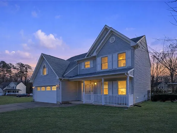 16348 Smithfield Heights Dr, Smithfield, VA 23430