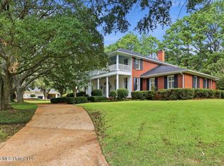 64 Saint Andrews Pl, Jackson, MS 39211