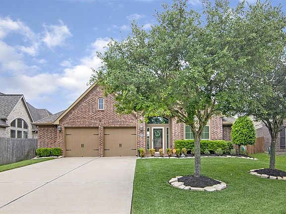 Beautiful Perry Home!