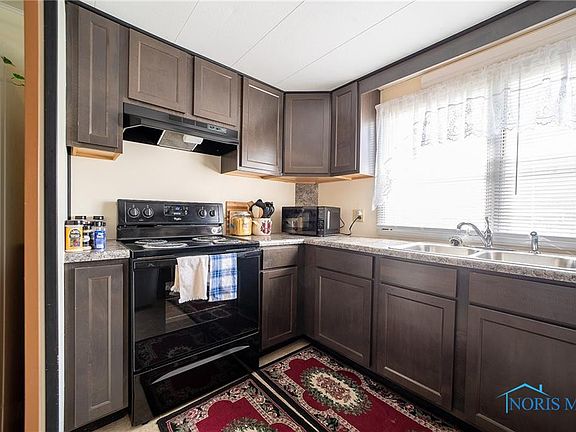 5th image of 1878 Huntington Dr #201