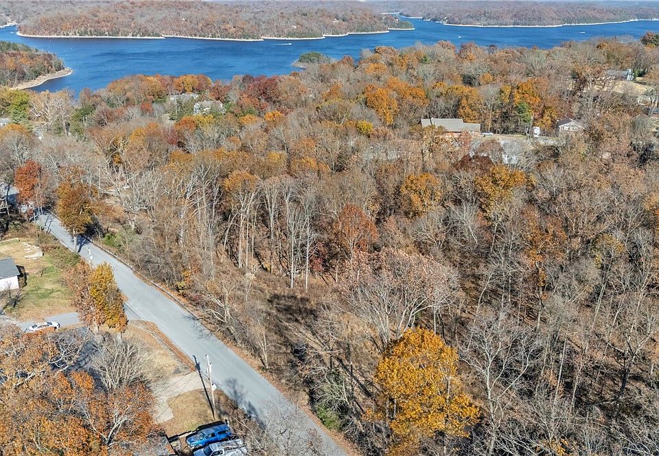 1st image of 9087 Bluff Dr