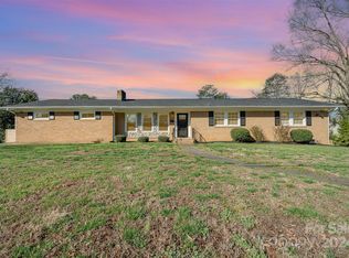 496 Crestside Dr SE, Concord, NC 28025