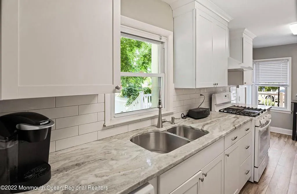 3 bed, 1600 sqft, $3,500 — Photo 4