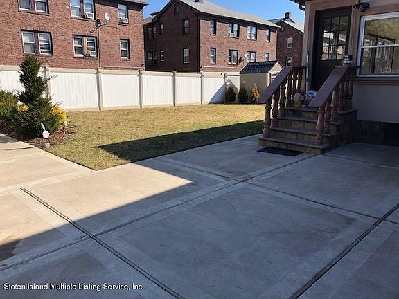 2nd image of 41 Lindbergh Ave