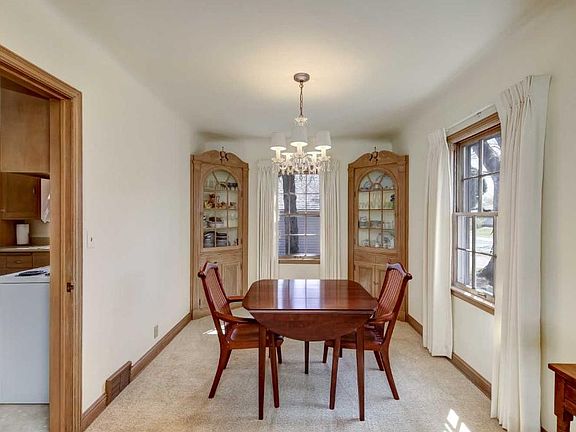 3rd image of 6743 4th Ave S