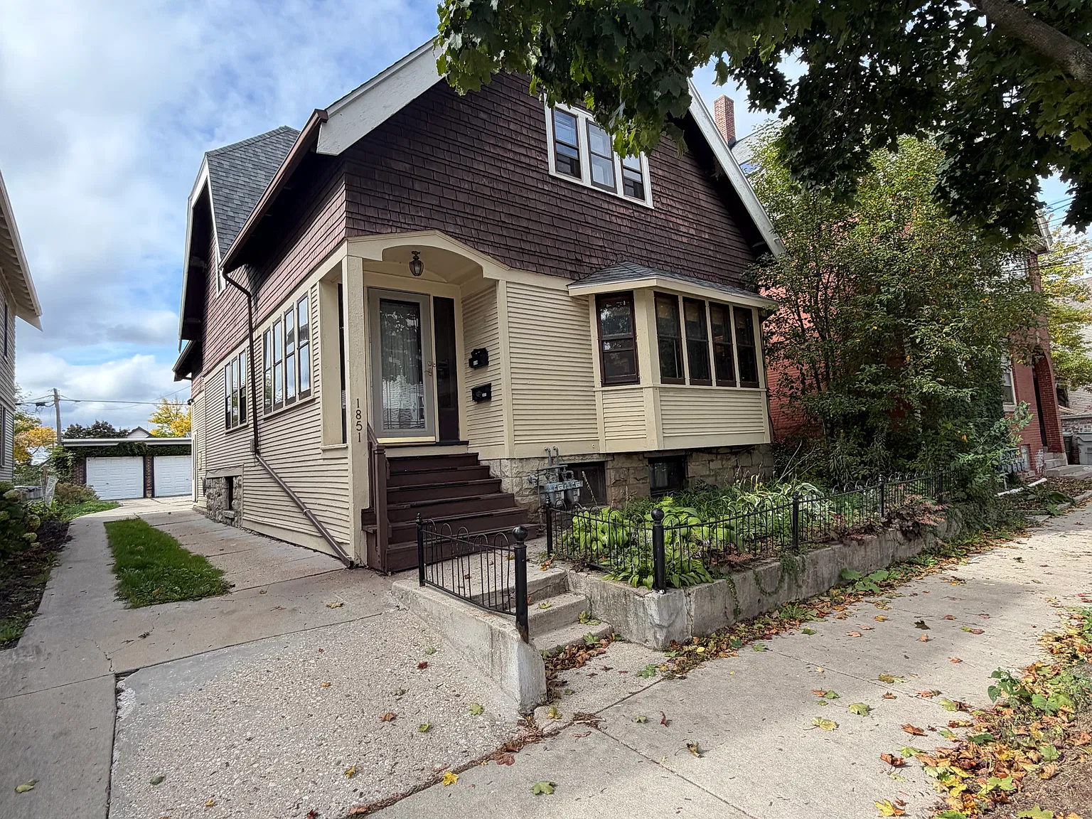 2 bed, 1200 sqft, $1,600 — Photo 2