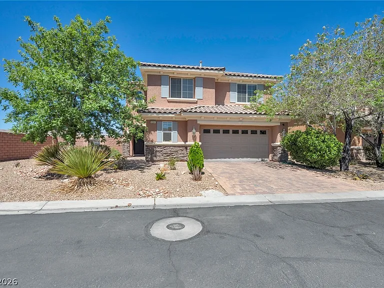 10391 Montes Vascos Dr — Photo 2