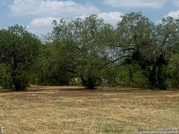 4th image of 1519 W Villaret Blvd