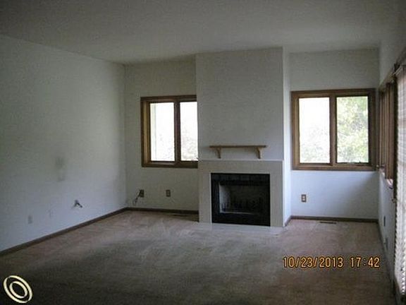 3rd image of 35102 Meadow Ln #1