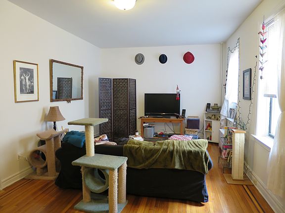 4th image of 3282 42nd St APT C1