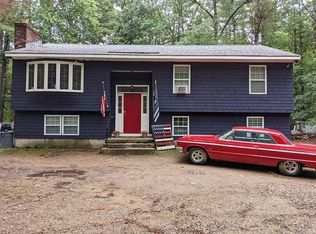 65 Reservoir Rd, Lunenburg, MA 01462