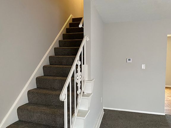 4th image of 629 Edward Ave