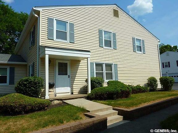 2nd image of 6 Falcon Ln W