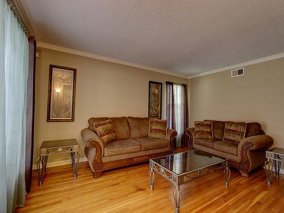 3rd image of 3054 Inverness Parkway Dr