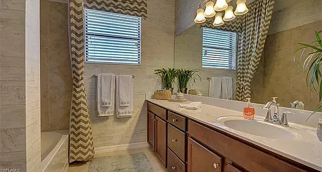 3 bed, 1934 sqft, $2,500 — Photo 3