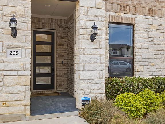 3rd image of 208 Tovas Secret Cv