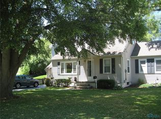 437 W 2nd St, Perrysburg, OH 43551