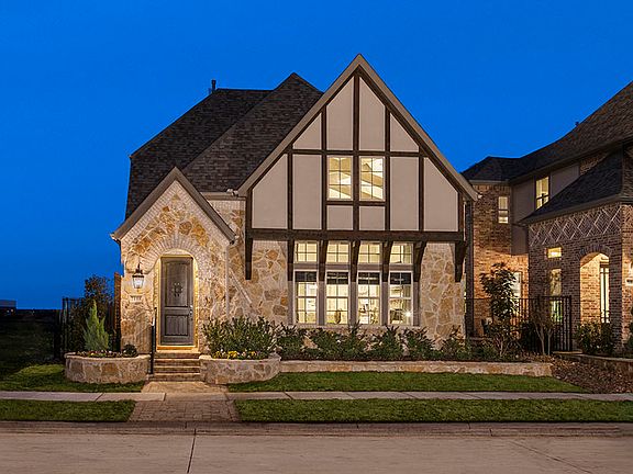 2nd image of 6825 Royal View Dr