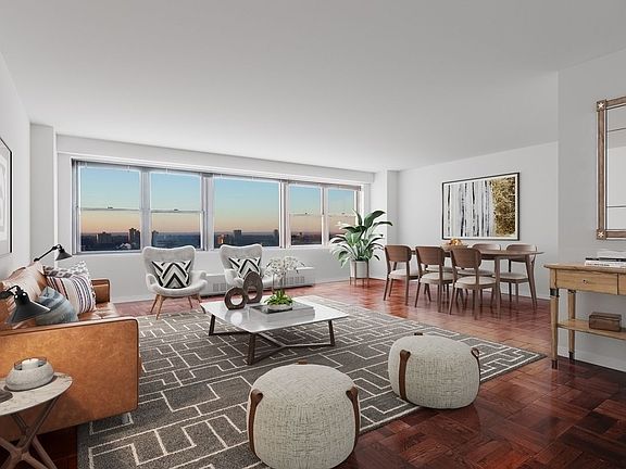 3rd image of 15 W 72nd St APT 35A
