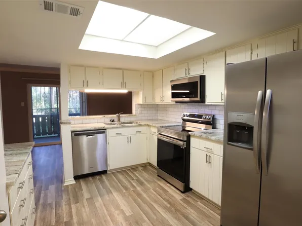 5005 Georgi Ln APT 194, Houston, TX 77092