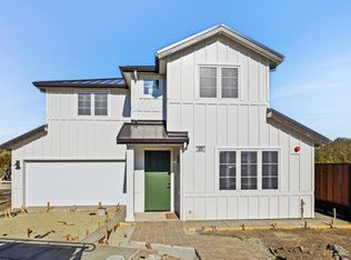 577 Creekside Ct, Half Moon Bay, CA 94019
