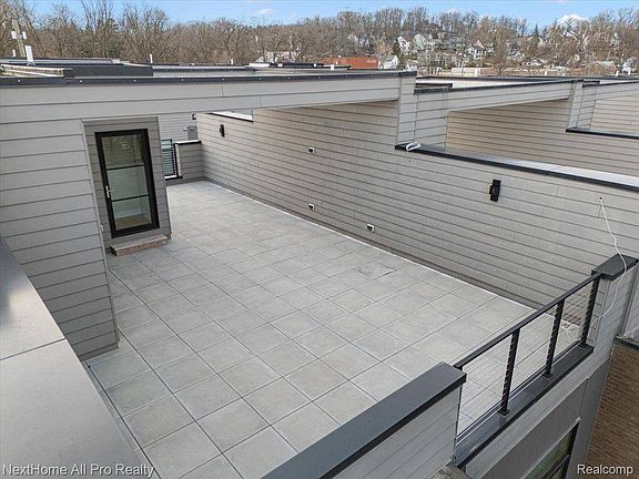 5th image of 104 N Center Cv Unit 11