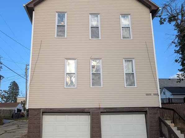 1213 N 13th St, Sheboygan, WI 53081