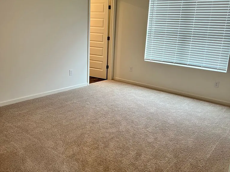 2491 Sky Dr — Photo 5