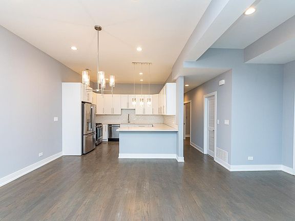 5th image of 2223 W Washington Blvd Floor T1