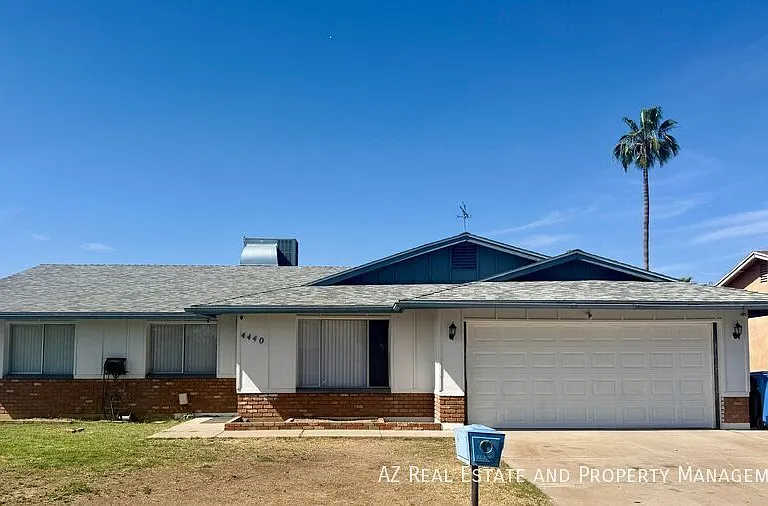 4440 W Yucca St — Photo 1