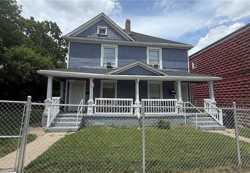 1st image of 417 Holt St