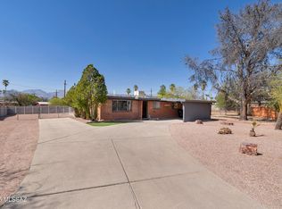 8105 E Beverly St, Tucson, AZ 85710