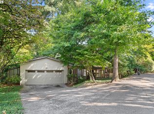 9855 SW 25th Ave, Portland, OR 97219