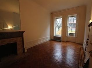246 W 71st St, New York, NY 10023