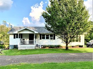 434 Green Grove Rd, Scott Township, PA 18447