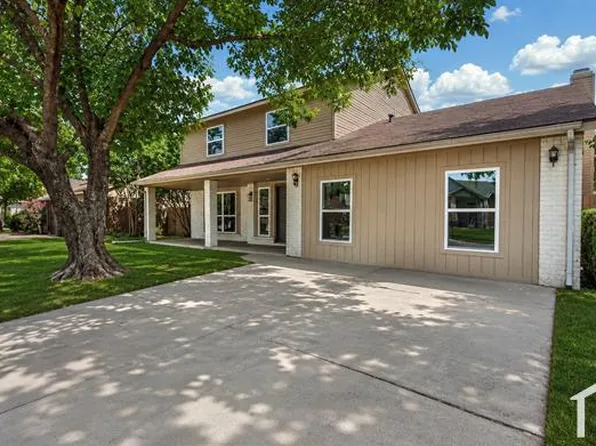 1500 Endicott Dr, Arlington, TX 76018