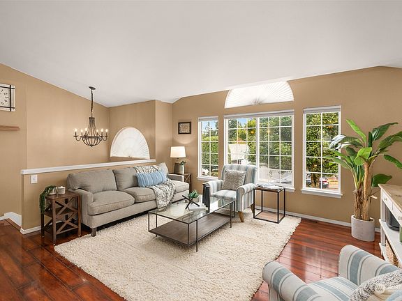 5th image of 5828 11th Avenue W