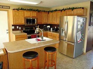 3306 E 49th St, Des Moines, IA 50317
