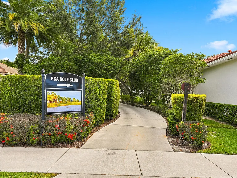 10263 SW Reggiani Rd — Photo 5